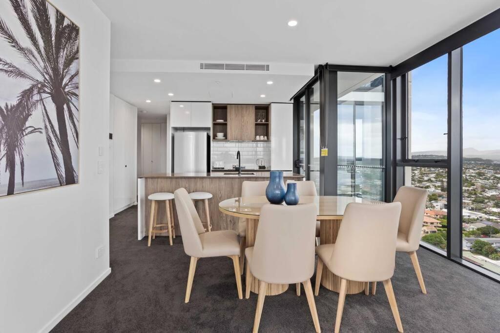 Sandbar 124 - Hosted By Burleigh Letting * Gold Coast
